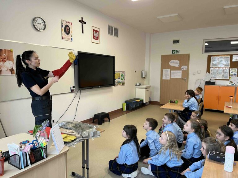 Read more about the article Kontakty z nieznanymi zwierzętami