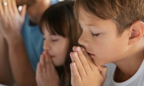 Milion dzieci modli się na Różańcu