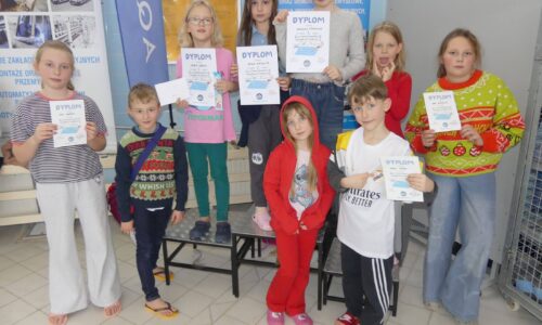 Mikołajkowe zawody pływackie